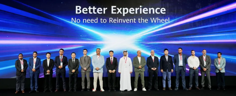 GITEX GLOBAL 2024��FH�����¼20����������Я�ֻ�Ϊ��������ҵ����ƻ����ᳫ���ж����ǻ������ȷ����롱